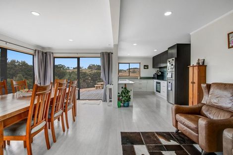 Photo of property in 436 Kanohi Road, Kaukapakapa, 0873