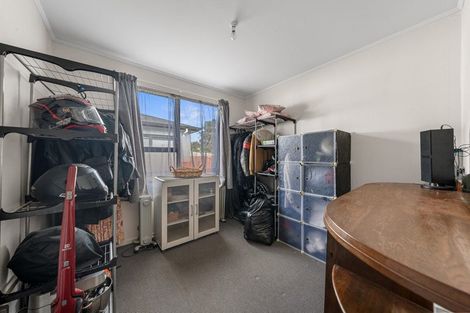 Photo of property in 1/29 Edwin Freeman Place, Ranui, Auckland, 0612