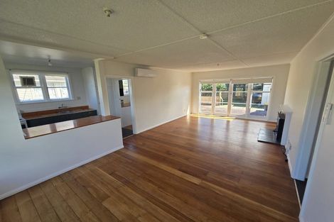 Photo of property in 15 Willis Street, Bader, Hamilton, 3206