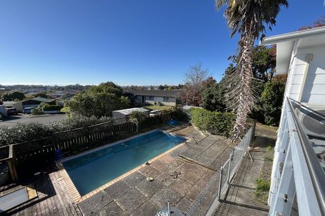 Photo of property in 11 Lachlan Drive, Dinsdale, Hamilton, 3204