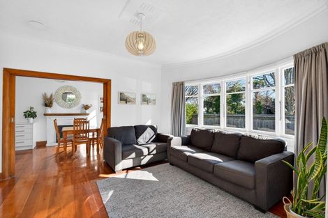 Photo of property in 131 Main Rd Clive, Clive, 4102