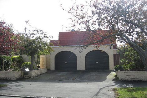Photo of property in 20 Powell Crescent, Ilam, Christchurch, 8041