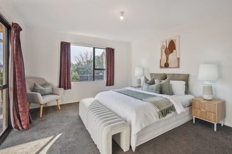 Photo of property in 16 Dunbarton Street, Redwood, Christchurch, 8051