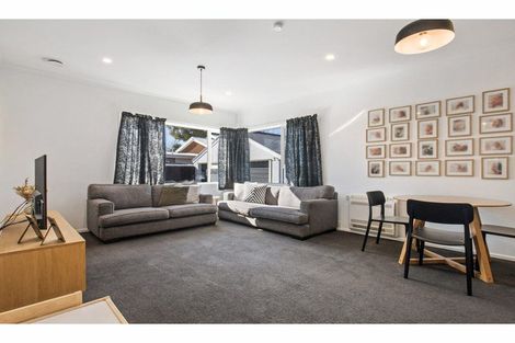 Photo of property in 205 Centaurus Road, Saint Martins, Christchurch, 8022