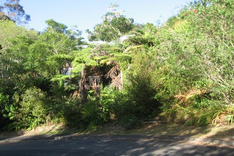 Photo of property in 37 Trelawny Place, Hillcrest, Auckland, 0627