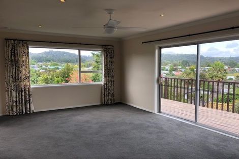 Photo of property in 101 Captain Scott Road, Glen Eden, Auckland, 0602