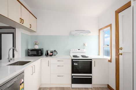 Photo of property in 34 Park Road, Miramar, Wellington, 6022