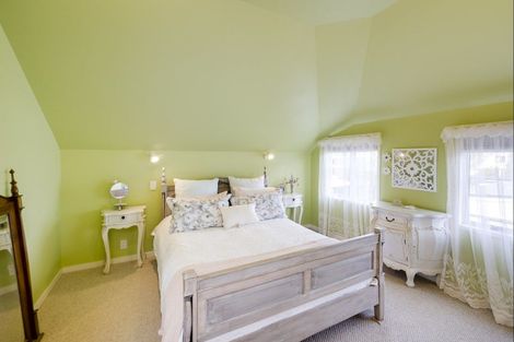 Photo of property in 75 Le Quesne Road, Bay View, Napier, 4104