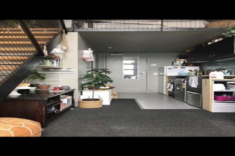 Photo of property in Urbane Apartments, 31/29 Webb Street, Mount Cook, Wellington, 6011