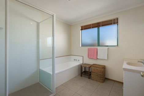 Photo of property in 5 Grosvenor Place, Katikati, 3129
