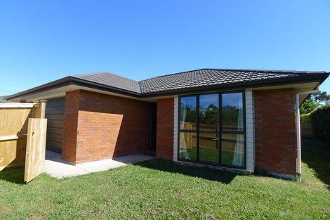 Photo of property in 2 Renata Crescent, Te Atatu Peninsula, Auckland, 0610