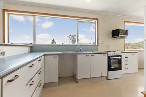 Photo of property in 13 Tracey Terrace, Te Atatu South, Auckland, 0602