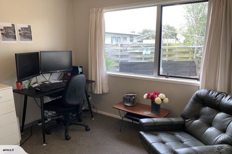 Photo of property in 31 Gilmour Place, Taradale, Napier, 4112