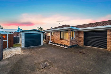 Photo of property in 63c Nile Road, Milford, Auckland, 0620