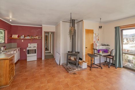 Photo of property in 7 Nicholas Avenue, Whitianga, 3510