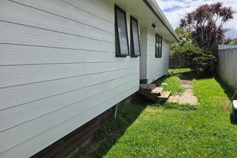 Photo of property in 2/162 Finlayson Avenue, Clendon Park, Auckland, 2103