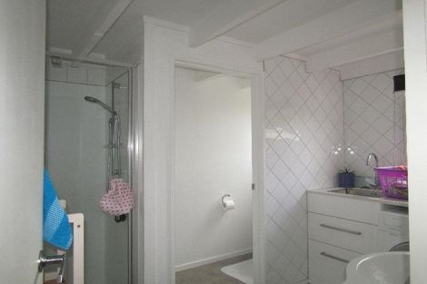 Photo of property in 7 Kereru Street, Two Mile Bay, Taupo, 3330