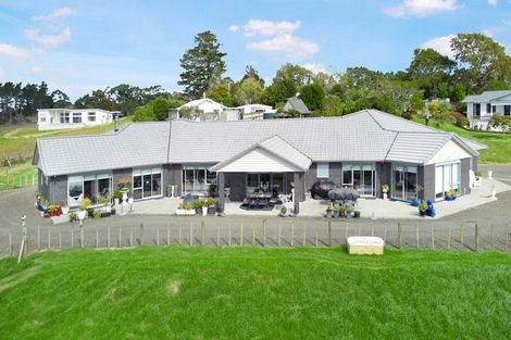 Photo of property in 139 Puke Road, Kumeu, 0891