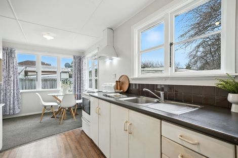 Photo of property in 30 Bateman Avenue, Bryndwr, Christchurch, 8053