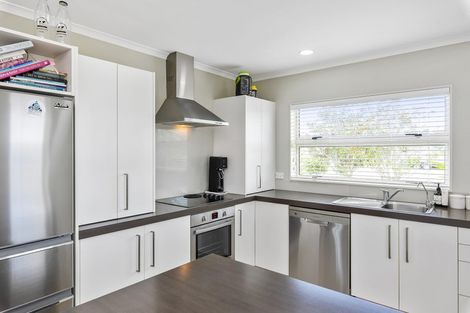 Photo of property in 51 Gawler Street, Te Horo Beach, Otaki, 5581