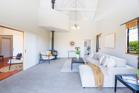 Photo of property in 20 Cashmere Drive, Fitzherbert, Palmerston North, 4410