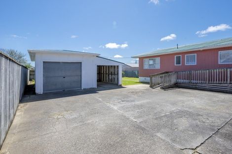 Photo of property in 29 Freyberg Street, Levin, 5510