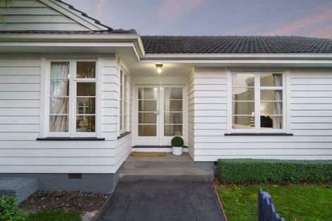Photo of property in 1 Chepstow Avenue, Fendalton, Christchurch, 8052