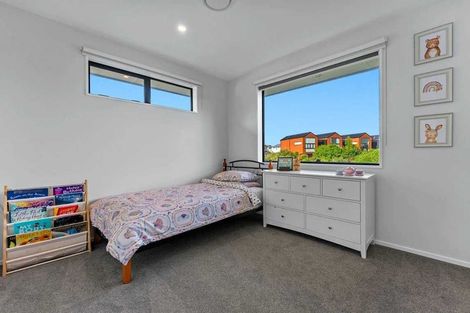 Photo of property in 82 Hayfield Way, Karaka, Papakura, 2113