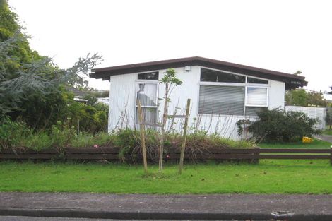 Photo of property in 114a/2 Kervil Avenue, Te Atatu Peninsula, Auckland, 0610