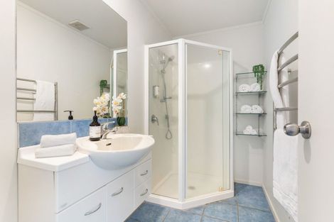 Photo of property in 416a Ocean Road, Whangamata, 3620