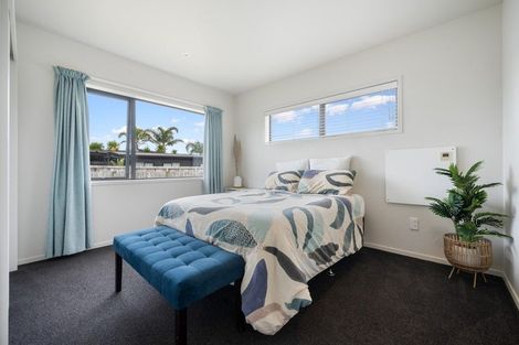 Photo of property in 64 Jack Boyd Drive, Mangawhai Heads, Mangawhai, 0573