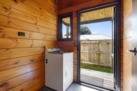 Photo of property in 27d Hamilton Road, Cambridge, 3434