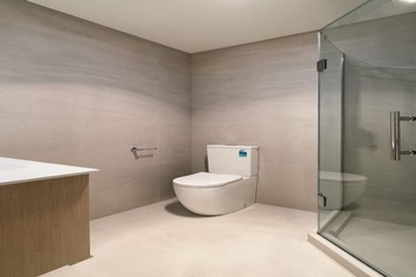 Photo of property in 5b Topliss Drive, Northcross, Auckland, 0632