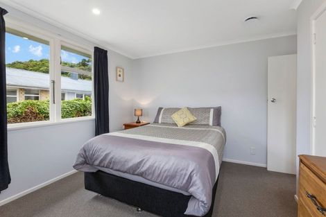 Photo of property in 91 Rangituhi Crescent, Takapuwahia, Porirua, 5022