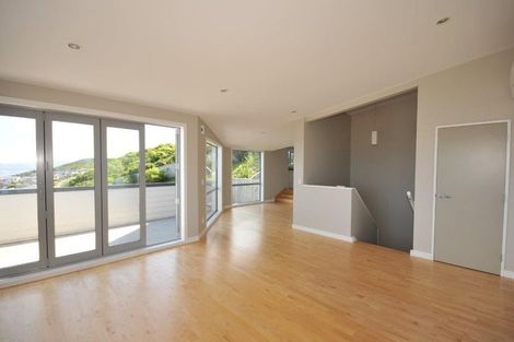 Photo of property in 12 Sunhaven Drive, Newlands, Wellington, 6037