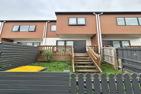 Photo of property in 10/6 Kereru Street, Henderson, Auckland, 0612