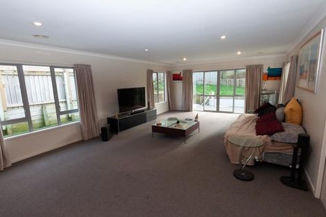 Photo of property in 48 Te Puia Drive, Aotea, Porirua, 5024