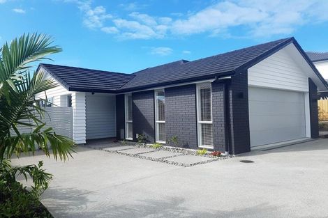 Photo of property in 3 Pae Moana Place, Stanmore Bay, Whangaparaoa, 0932