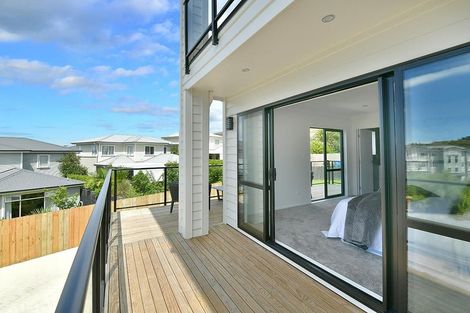 Photo of property in 61 Landmark Terrace, Orewa, 0931
