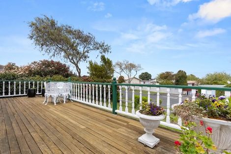 Photo of property in 5 Edgar Pearce Place, Howick, Auckland, 2014