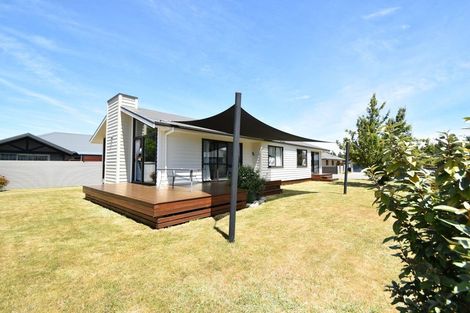 Photo of property in 22 Rhoboro Road, Twizel, 7901