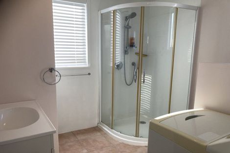 Photo of property in 91 Seventh Avenue, Urenui, 4377