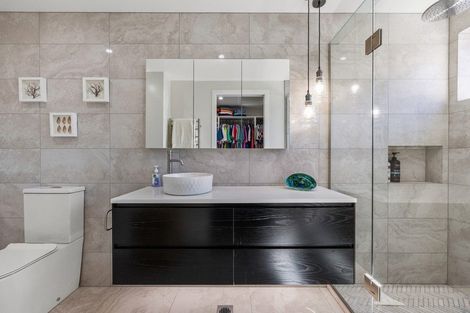 Photo of property in 15 Muster Road, Jacks Point, 9371