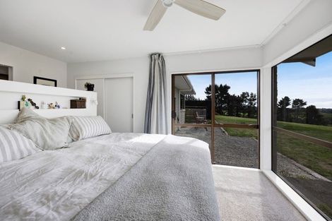 Photo of property in 515 Carrington Road, Hurworth, New Plymouth, 4371