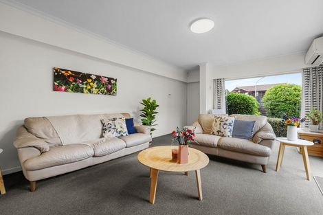 Photo of property in 15a Saint Winifreds Place, Bryndwr, Christchurch, 8052