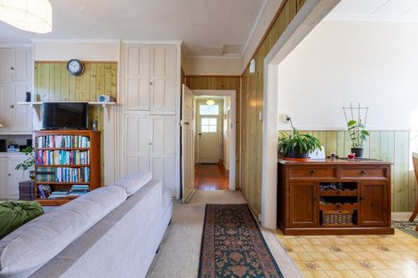 Photo of property in 19 Atkinson Street, Woodville, 4920