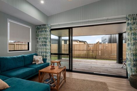 Photo of property in 5 Seafoam Place, Waihi Beach, 3611
