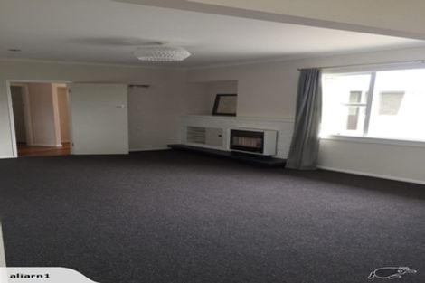 Photo of property in 104 Manawapou Road, Hawera, 4610