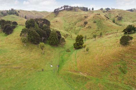 Photo of property in 56 Ongo Road, Hunterville, 4730