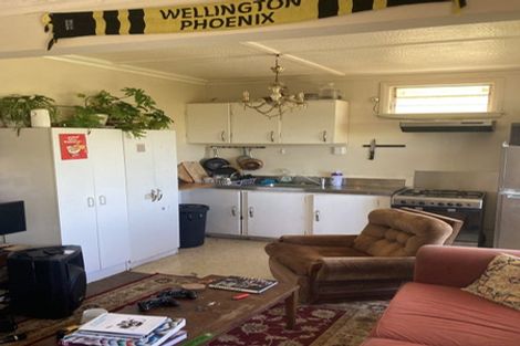 Photo of property in 29 Tanera Crescent, Brooklyn, Wellington, 6021